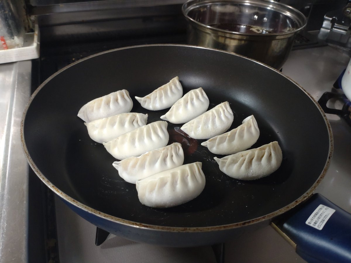 yatappe12's tweet photo. 今夜は餃子よー♥
#OneDAfull https://t.co/YCwDtyHKRA