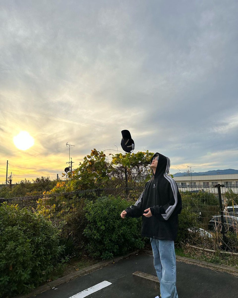 SM_NCT tweet picture