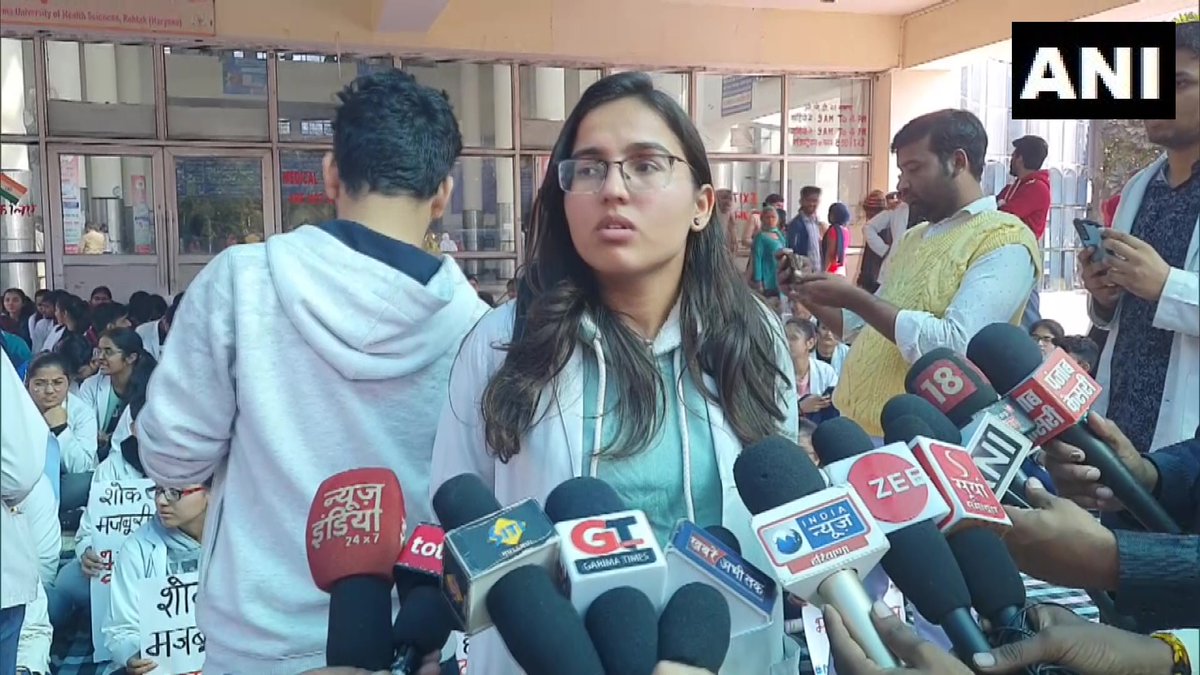 ANI's tweet photo. Haryana | State govt released Service Bond policy under which medical students have to work for 7 years. If a student fails to do so, Rs 40 lakhs has to be given to govt. Problem is the state govt has not made any policy of assured employment: Navya, MBBS student at PGI Rohtak https://t.co/4iqIiSqVed