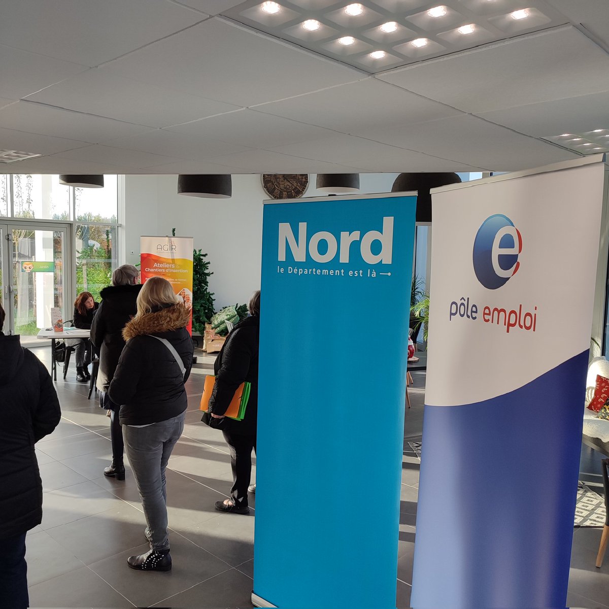 Forum de l'IAE à Bourbourg,#ReussirSansAttendre , <a href="/BertrandSename/">Sename Bertrand</a> @LafayeLaure <a href="/LootsChristine/">Christine Loots</a> <a href="/SebVanacker/">Sébastien VANACKER</a> <a href="/odilewillepotte/">odilewillepotte</a>