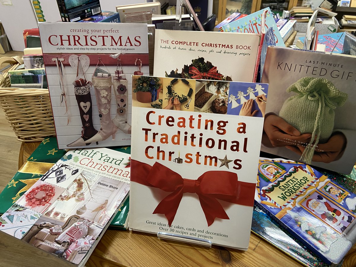 StAOxfamBooks's tweet image. &quot;Get Ready For Christmas&quot; - good advice and our #displaytable theme in @StAOxfamBooks! Lots of Chrissy books, knit-your-own Xmas #craftbooks and our new #comicannuals (Dandy, Beezer, etc.) shelves. 🎅🎄🤶 Our Catherine St shop, open 9am-5pm daily (12-4 Sunday)