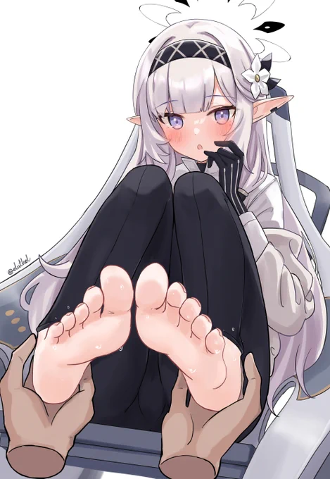 超天才清楚系病弱美少女の生足#ブルアカ #明星ヒマリ 