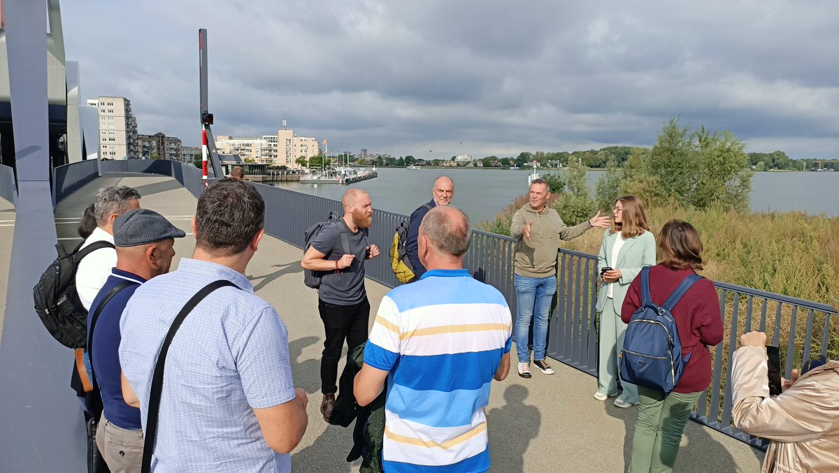 UNESCOVenice's tweet photo. From the #SavaRiver basin to the #Netherlands: #SHELTER Peer-Learning study tour gathered experts on #flood risk management and #culturalheritage protection, who shared knowledge, experiences and management practices for emergency responses. 🏛🏞💡
#ISRBC https://t.co/OviOJH1vxC https://t.co/dDQ7jz8ngP
