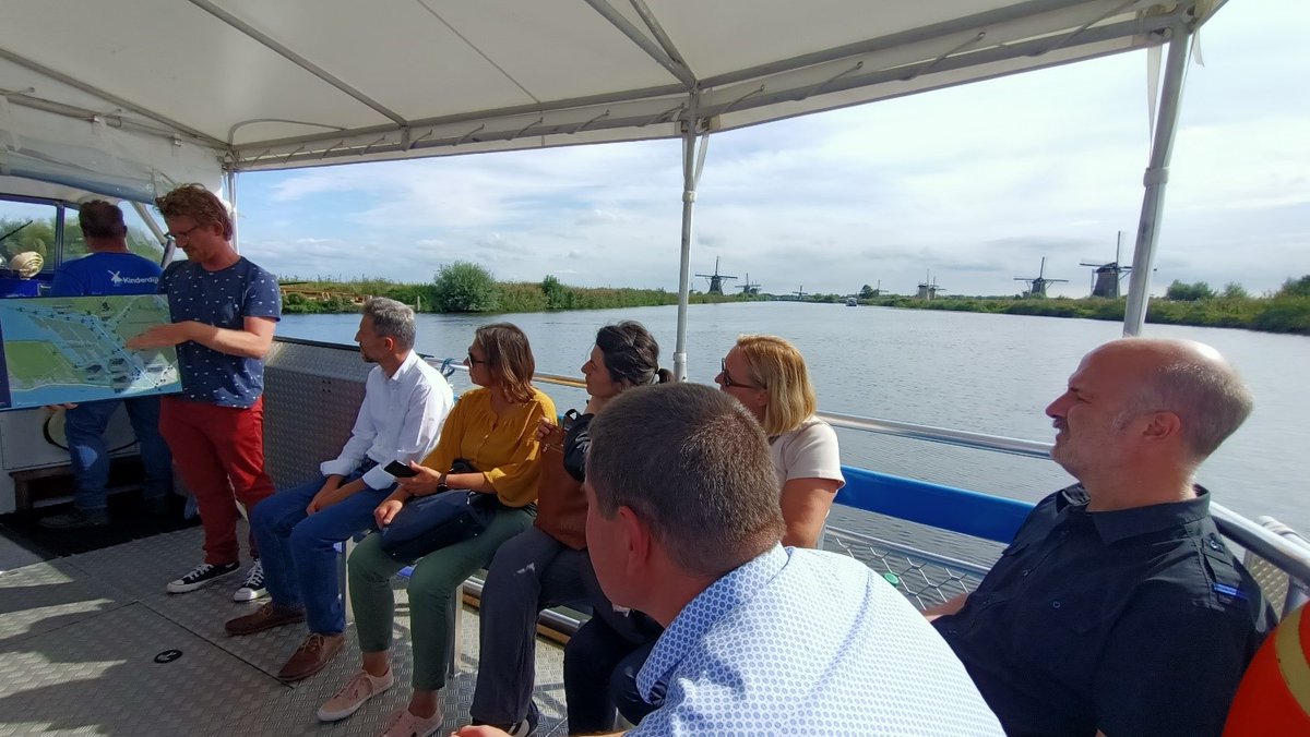 UNESCOVenice's tweet photo. From the #SavaRiver basin to the #Netherlands: #SHELTER Peer-Learning study tour gathered experts on #flood risk management and #culturalheritage protection, who shared knowledge, experiences and management practices for emergency responses. 🏛🏞💡
#ISRBC https://t.co/OviOJH1vxC https://t.co/dDQ7jz8ngP