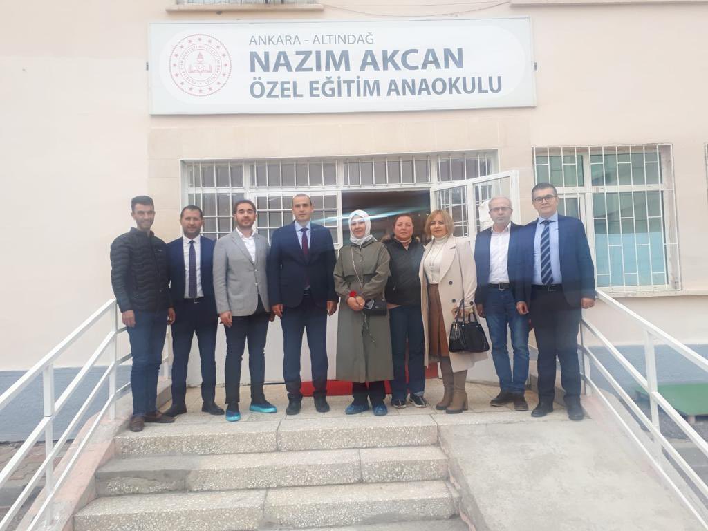 Nazım Akçan Özel Eğitim Anaokulumuzun Öğretmenler Günü etkinliklerine Yönetim Kurulu Üyelerimizle beraber katılarak Okul Müdürümüz Sn. Yunus Polatoğlu Beyin ve değerli ögretmenlerimizin #ÖğretmenlerGünü ‘nü tebrik ettik. #KalbimizAltındağ @akaltindag