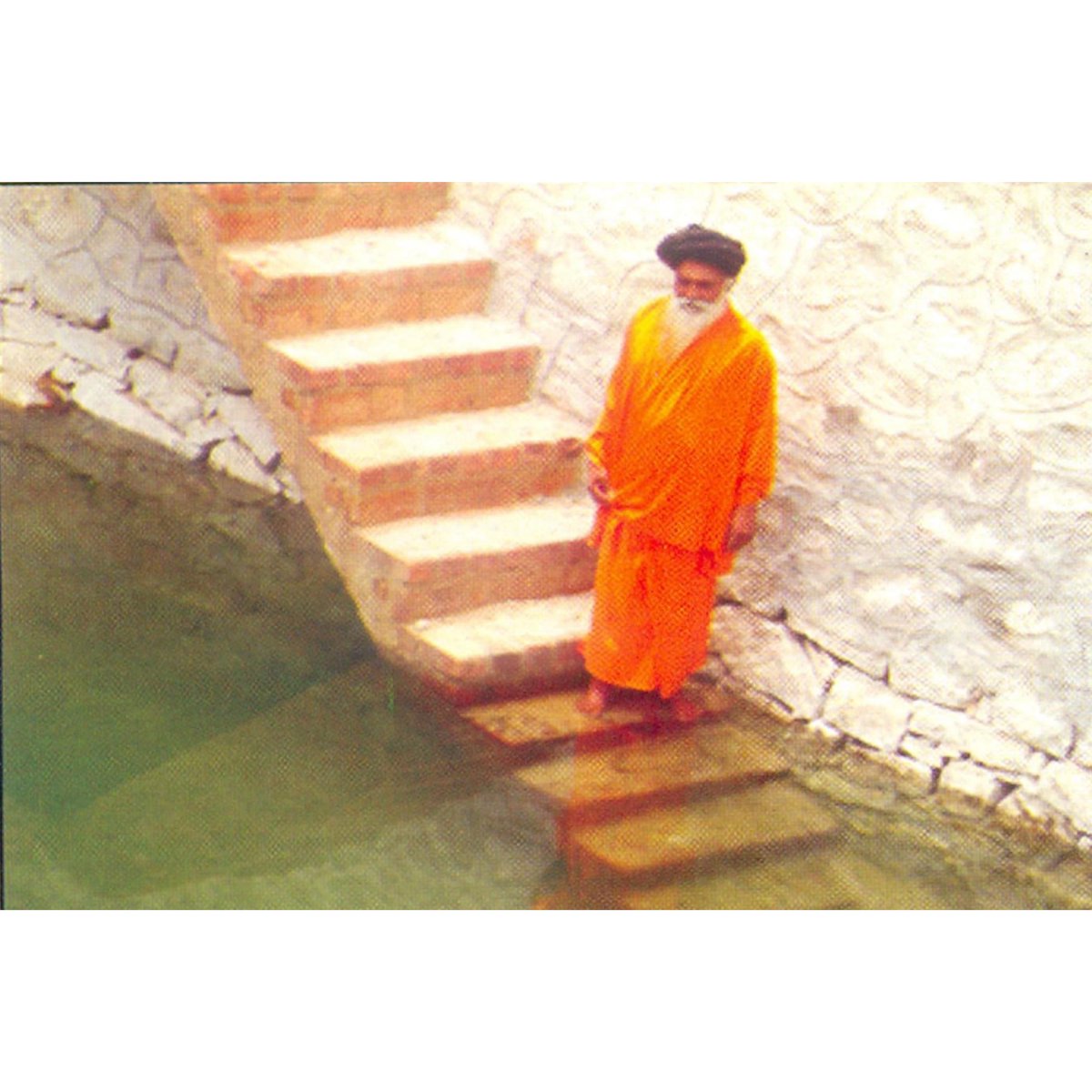 drtpsenkumar's tweet image. ഇന്ന് പരമ പൂജനീയ ജഗദ് ഗുരു സത്യാനന്ദ സരസ്വതി സ്വാമികളുടെ 16 - മത് മഹാസമാധി ദിനം!