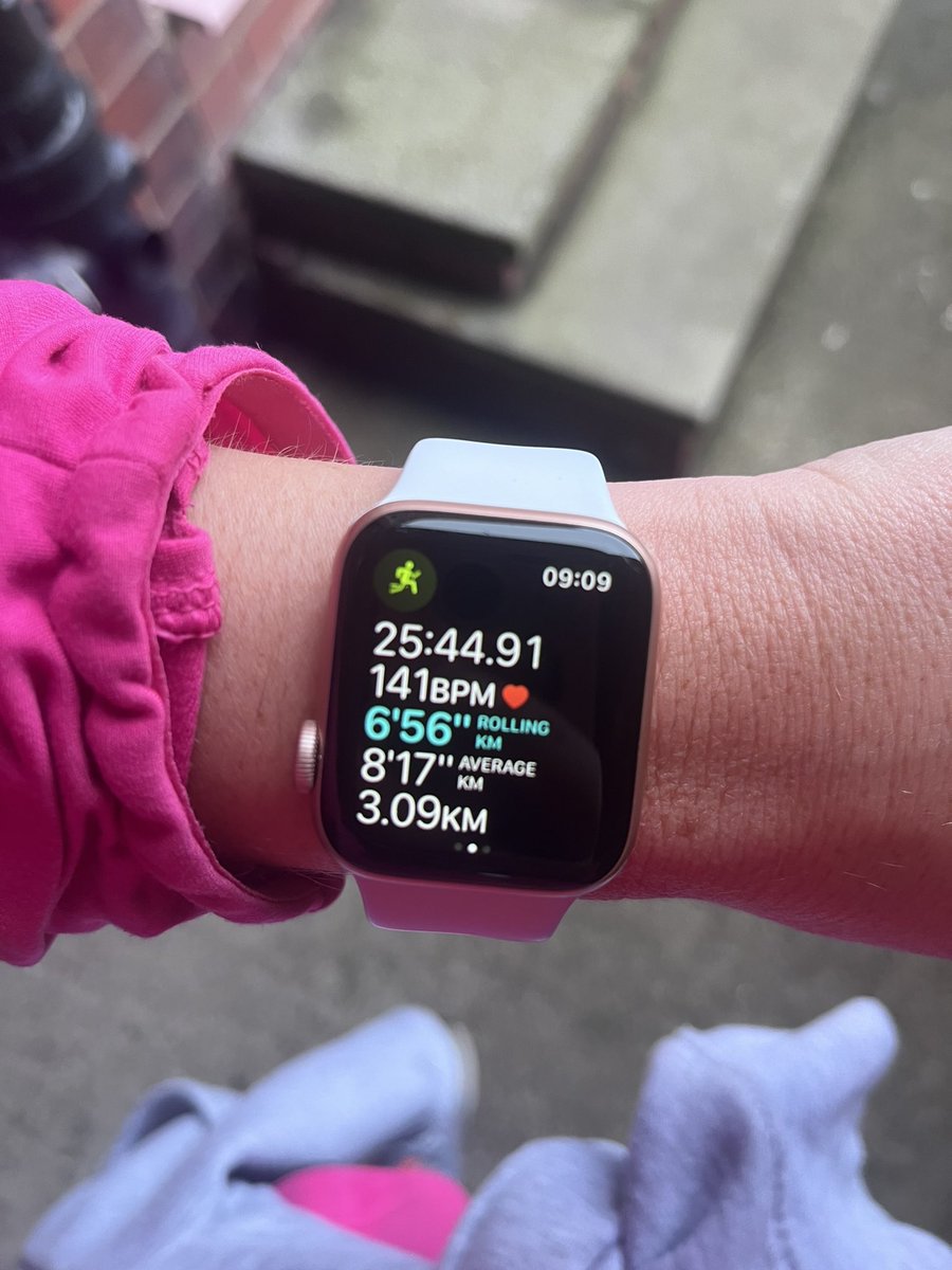 anna_burbeary's tweet photo. Day 24/30
 @prostateunited 
I will let them rest when this is over!! Run to school this morning then carried on alone!! 
💙💙💙 https://t.co/vL2YGJJR8K