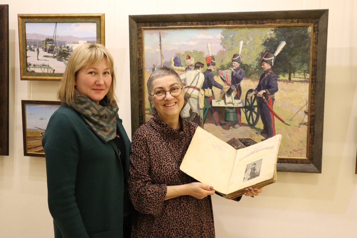 #Верещагин180
Коллекция дома-музея Верещагиных пополнилась уникальным экспонатом — книгой Ф.И. Булгакова «В.В. Верещагин и его произведения», изданной в 1896 году в типографии А.С. Суворина в Санкт-Петербурге
vk.com/wall-64210614_…
#МузейВерещагиных_ЧМ #говоримСпасибо_ЧМ