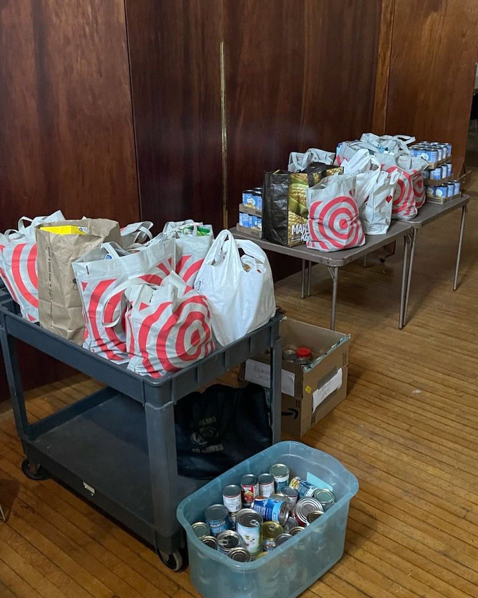 theWRSG's tweet photo. Canned food donations from spirit week are off to St. Michaels and the Ecumenical Food Bank! https://t.co/XjjT7dkinU