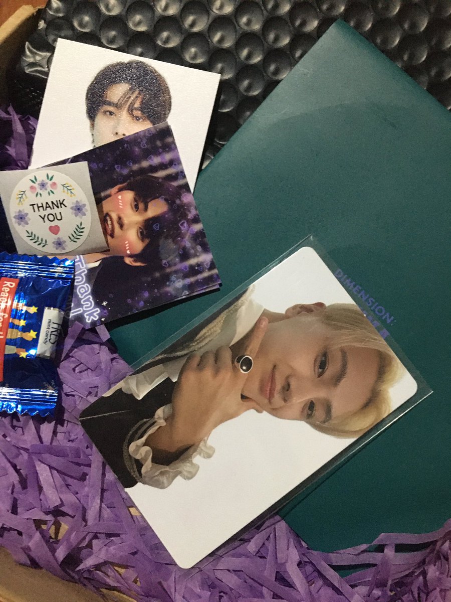 4jycart's tweet photo. . . 💌 #fromseya

jay pogi arrived safely, thank u so much po! kinilig atay ko sa freebies and ang cutie ni jake at hoon, thank u po hehe. 🤍

….. #anenBuys 🫶🏻 https://t.co/DFaV406QOA