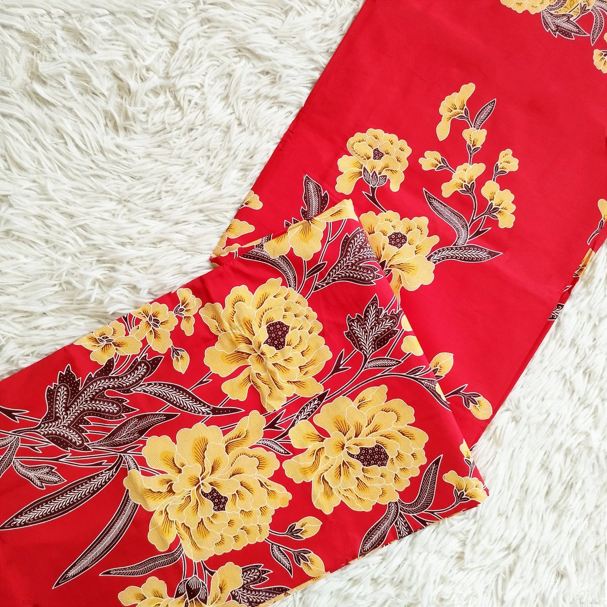 LMRElegans's tweet photo. Memerahkan tl anda sebab kita dah ada PM10

Siapa nak BATIK KEBAYA boleh PM tepi 🤭♥️

Nak terus ke sini pun boleh hahaha https://t.co/6ueSCqvpAc https://t.co/t4k5iS5BSG