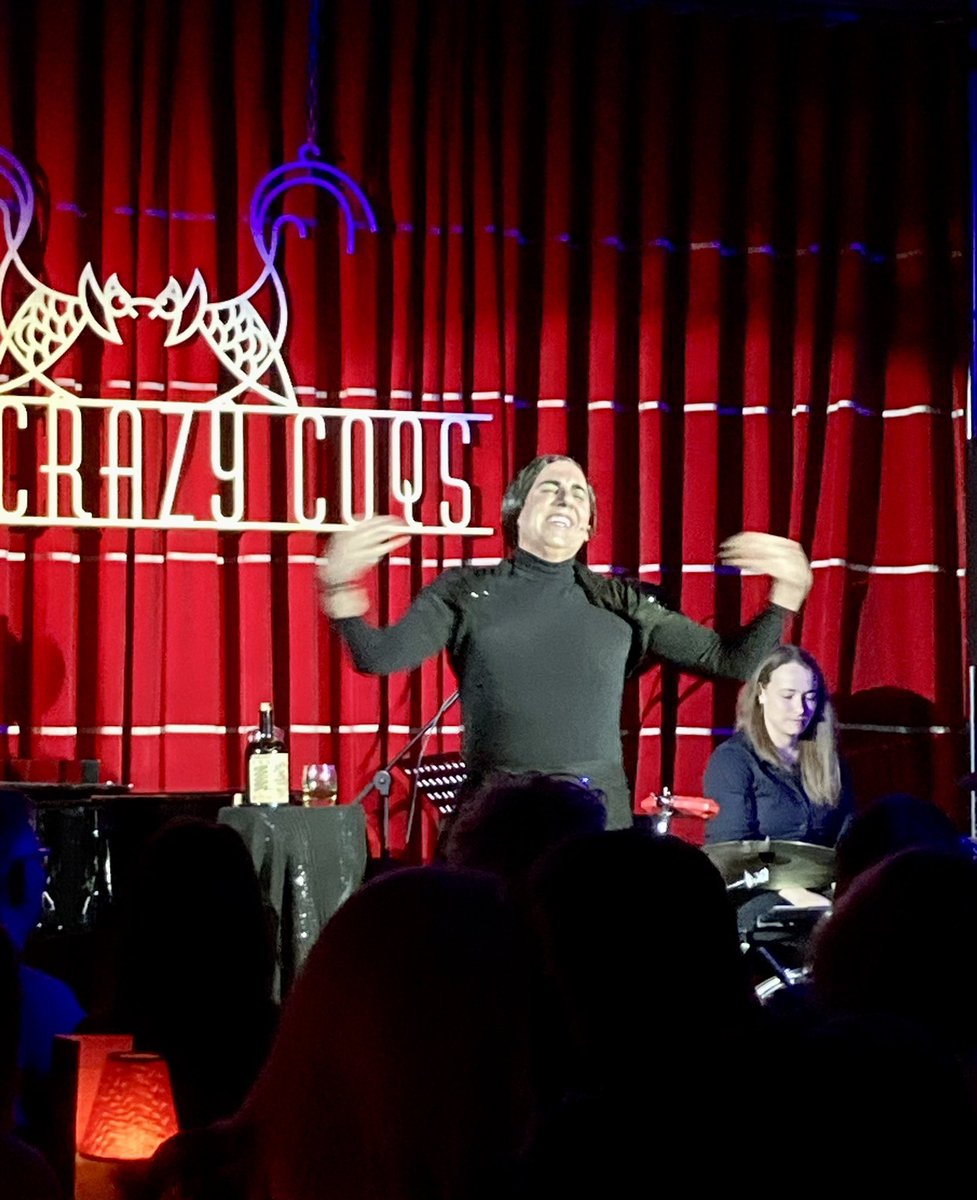 Really enjoyed #FabulistFoxSister by @MrMichaelConley &amp; <a href="/mrlukebateman/">Luke Bateman</a> last night at <a href="/CrazyCoqs/">Crazy Coqs</a>. Brava! (Please note “ethereal” hands …)