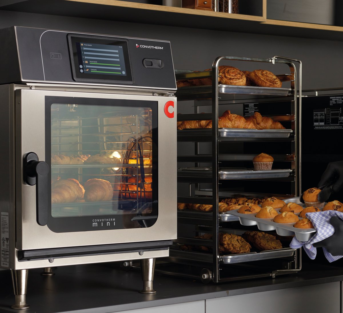 WelbiltEurope's tweet photo. Our #KitchenConnect digital platform is integrated with all of our products, including our new @convotherm mini oven, which will allow your kitchen to be controlled, monitored and updated at all times from anywhere while also being more sustainable 🙌 https://t.co/N3EoXLRmQg
