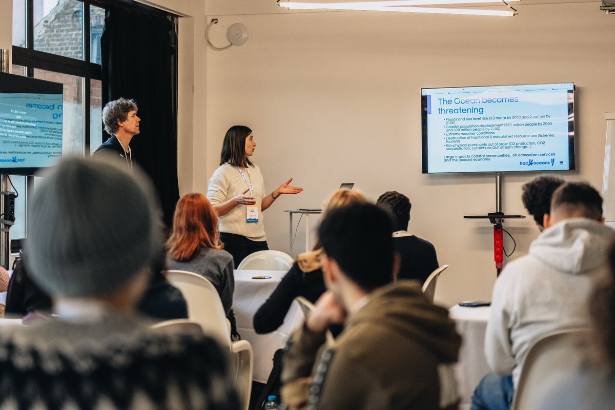 EU_MARE's tweet photo. #Hack4Oceans 2022 is live &amp; going strong! 

We're bringing together the brightest young minds to find solutions to our ocean's greatest challenges. 

On the menu:

🌅Ocean &amp; Climate Change
🚯Marine Litter
🌱New Sustainable Foods &amp; Resources
🪸Coastal Ecosystems

#EYY https://t.co/lvXOR3Mt3n