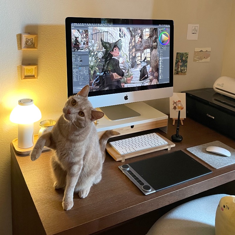 HuionTab's tweet photo. #huionworkspace    
workspace - cat's playground.

📌Artist: @jemlington
📌Gear: #InspiroyDial2
📌#InspiroyDial2 on Black Friday sale, best deal of the year

#huion #huiontablet #teamhuion #blackfridaysale