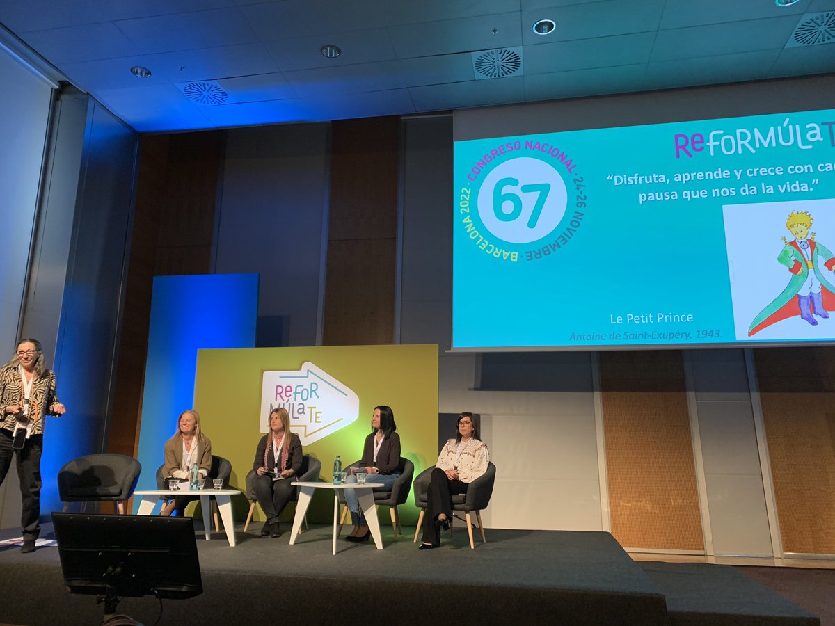 nunasala's tweet photo. Empezando el @67CongresoSEFH de la mejor forma! @pilaralonsocas1 y #BeaRamos explicando el proyecto de seguridad del medicamento del Servicio de Farmacia de @althaiamanresa en la Jornada de Técnicos! #sefh22 #SegPac #fusióndeTalento https://t.co/1AhBhNQL7F