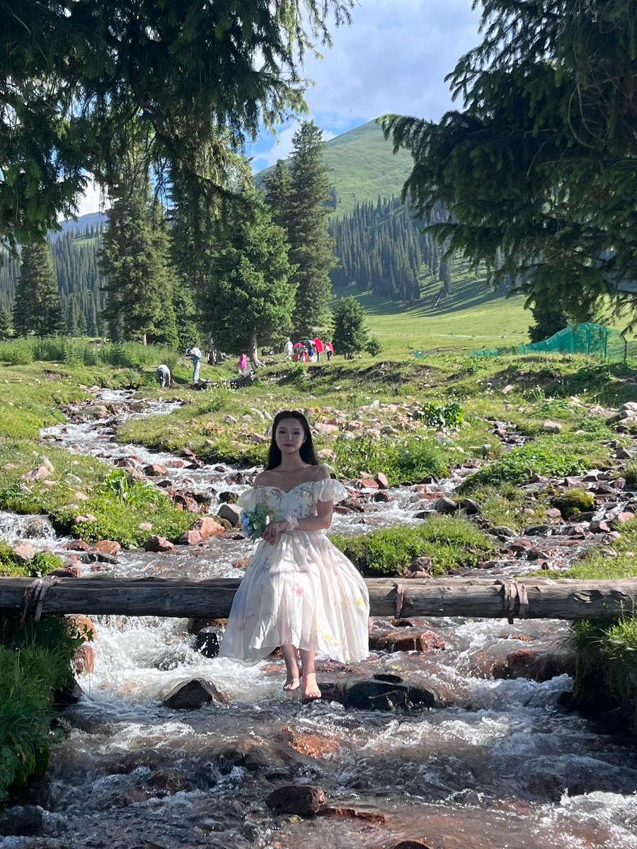 pangdiyyy's tweet photo. 怀念可以去旅游的日子 https://t.co/957sHNo51m