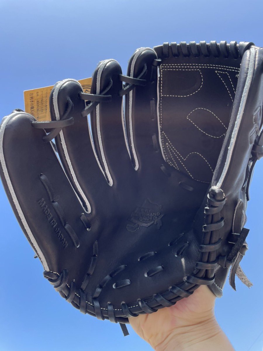 BaseballShopCV's tweet photo. #CHIAKI Pitcher’s Glove.

For sale.

#baseballgloveforsale #baseball #baseballglove #baseballgloves #baseballlife #baseballlifestyle #baseballshop #baseballstore #lefty #leftyglove https://t.co/x05RDZ9kn9