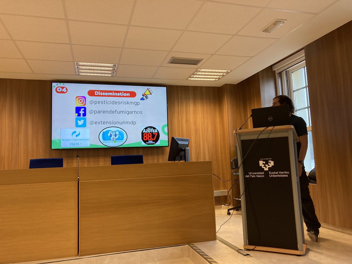 BGonzalezGaya's tweet photo. Today we will enjoy first the 4 presentations of our students:
1️⃣ @spadatuogno will be talking about the #pesticides risks in the #GeneralPuyrredon #Argentina take a look at his program https://t.co/617xqTVHlC https://t.co/snyO4CKrP2
