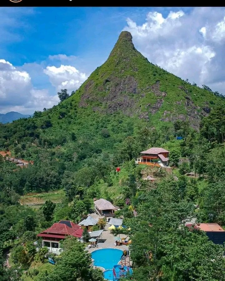 hiskandar830's tweet photo. Gunung batu suka mamur Bogor https://t.co/MDk1Xcq7y6