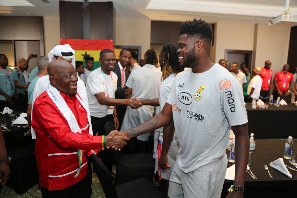 GhanaBlackstars's tweet photo. President of the Republic Of Ghana His Excellency Nana Addo Dankwa Akufo-Addo (@NAkufoAddo) paid a visit to the team Hotel this morning ahead of our #FIFAWorldCup opener against Portugal.🫡

#BlackStars | #TeamGhana | #Qatar2022 https://t.co/ykekvHNeJZ