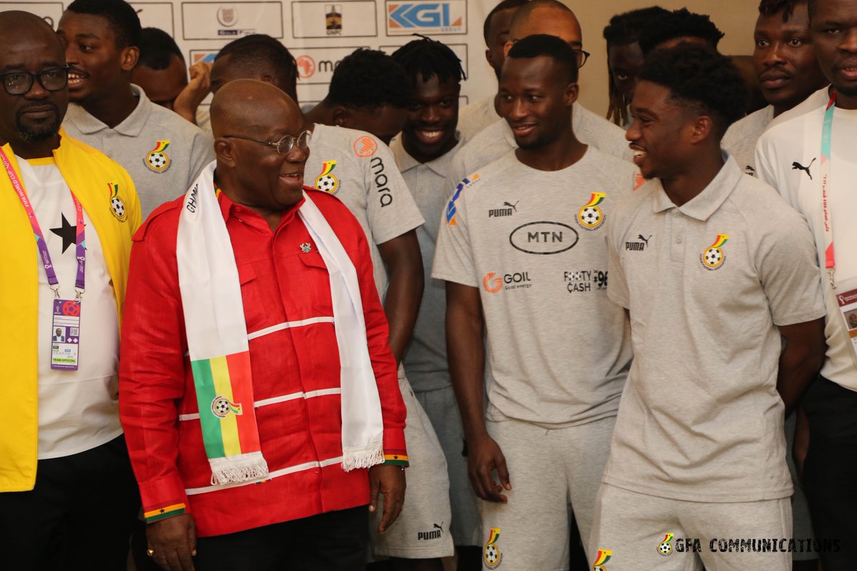 GhanaBlackstars's tweet photo. President of the Republic Of Ghana His Excellency Nana Addo Dankwa Akufo-Addo (@NAkufoAddo) paid a visit to the team Hotel this morning ahead of our #FIFAWorldCup opener against Portugal.🫡

#BlackStars | #TeamGhana | #Qatar2022 https://t.co/ykekvHNeJZ