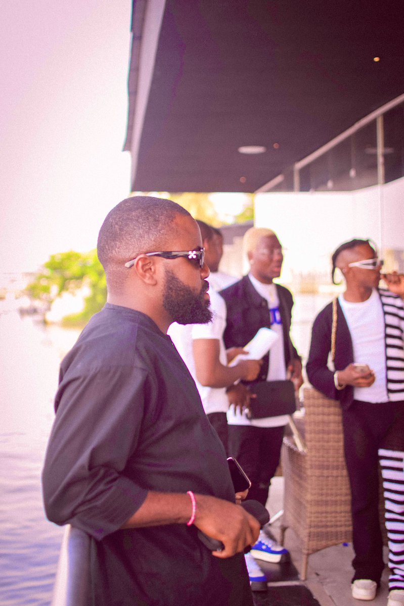 itsWillyWillz's tweet photo. #Willywillztrustees
Unless you're willing to look a little foolish, forget the possibility of becoming great.
Cc @Punaclia
📸
#punacliamanagement
#youngblackboy
#UbuntuLyf
#Willywillztrustees
#uniteinubuntu
#explorepage #explore #twerk #reels #dance #dooropeningchallenge https://t.co/2I0oZ2dLGy