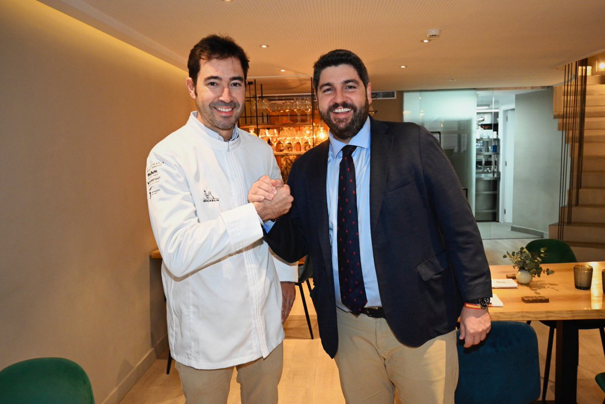 LopezMirasF's tweet photo. La nueva Estrella Michelín @GuiaMichelin_ES ya está en la #RegióndeMurcia de la mano de #AlmaMater y Juan Guillamón. 

Seguimos brillando gracias a nuestros grandes chefs y productos de máxima calidad. 

La mejor tierra del mundo también se saborea. https://t.co/jftnjggj0h