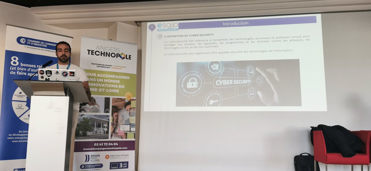 didreveau's tweet photo. #connectedWeek 2022 #Angers c'est parti pour notre journée #transitionnumerique organisée par @Angers_ALDEV @adnouest @ATechnopole @CCI49
#numerique #innovation
#cybersecurité #RH #QVT #StrategieB2B avec @groupeesaip @DigitaleaseV @RVaroqueaux https://t.co/9zZaNCDynT