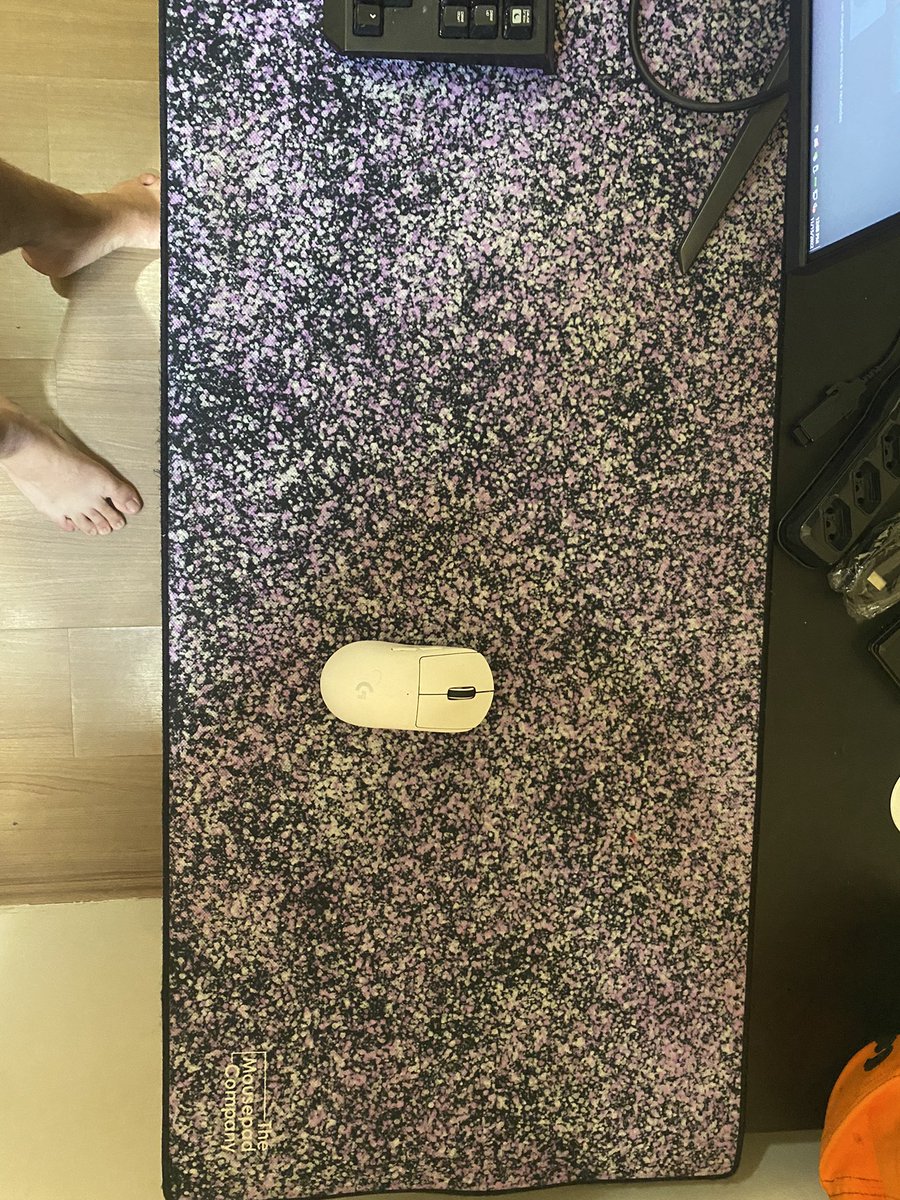 VENDO 2 G PRO X 

PREÇO DELÍCIA. Chama DM❤️👈