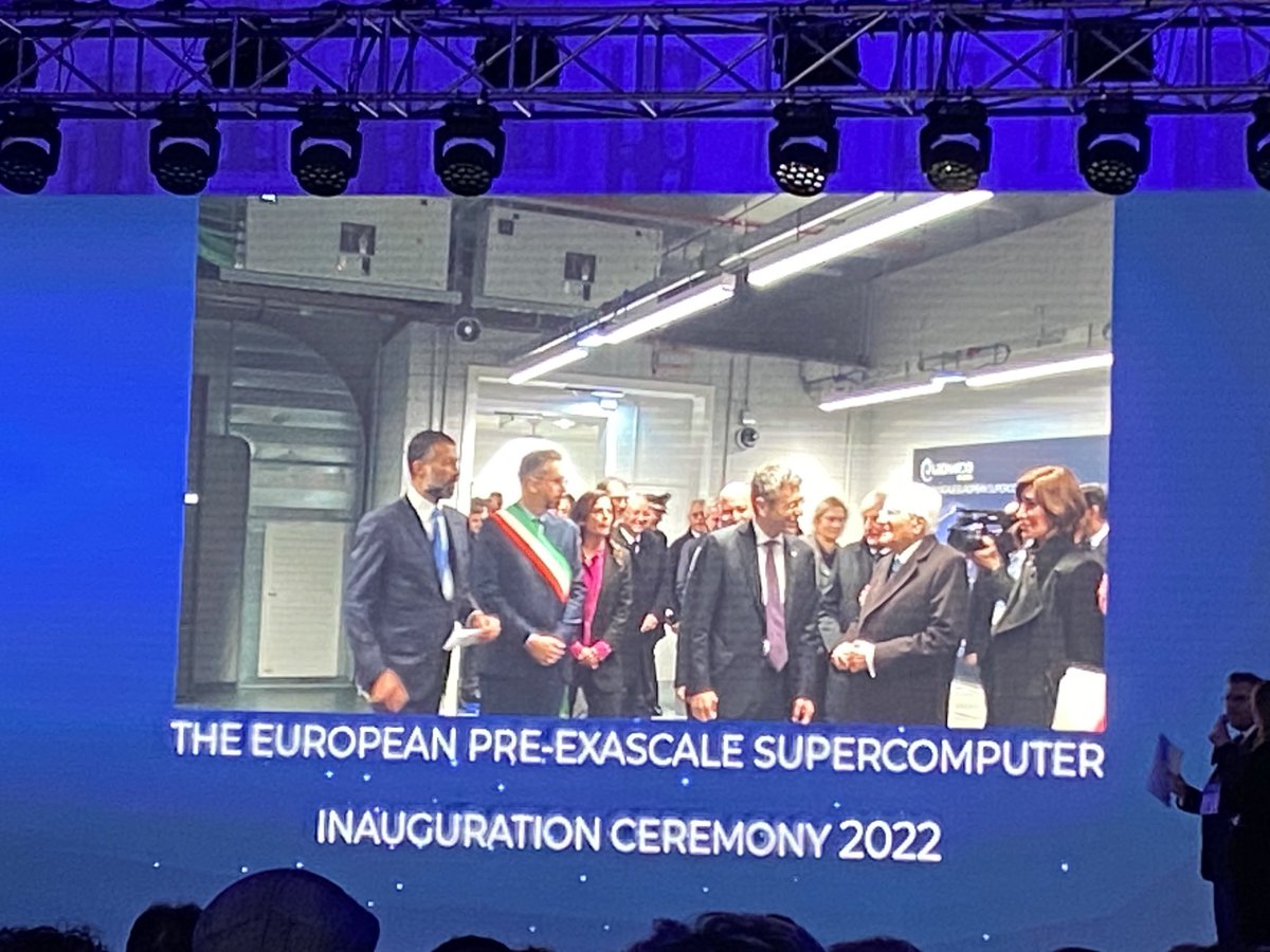Leonardo Cineca pre-exascale supercomputer with the president of Italy #sergiomattarella . Proud to lead the Atos team who delivered this success. Nb 4 among the #top500HPC. Thank you to Cineca #ubertini and to EuroHPC #andersdamjensen and #bassini and Atos BDS team.