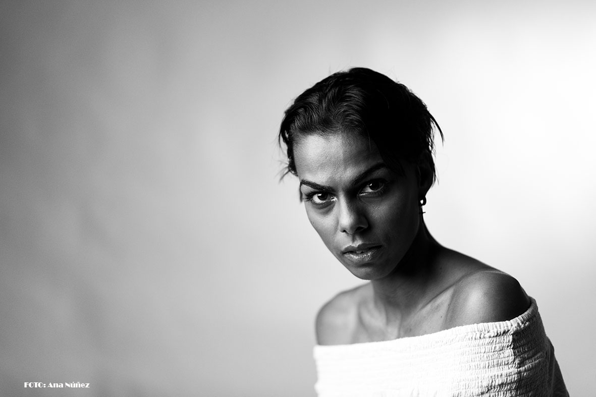 eljardindemab's tweet photo. Moonlight

Modelo: Iordanka Alba

#photography #retrato #portrait #fotografía #picoftheday #studiopic #studiophoto #blackandwhitephoto #fotoblancoynegro #bnwphoto #nikonistas #eljardindemab

#Foto: Ana Núñez (@eljardindemab)
Web: https://t.co/uyq56VjEXP https://t.co/6Nl4tomeMF