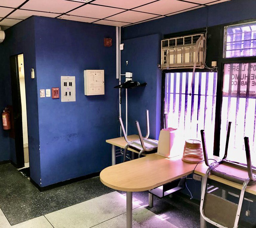 RENNIDEMATTEO's tweet photo. Disponible Alquiler Zona Ind Castillito San Diego diagonal al terminal de pasajeros 180 mts 2 oficinas 1 baño área de depósito Local Comercial https://t.co/OcZT145EkD