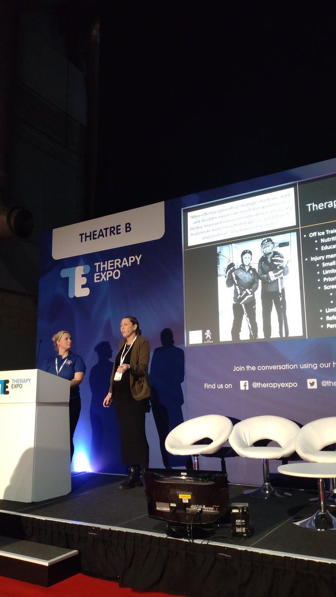 TheSSTofficial's tweet photo. #SSTMembers @khopgoo & @SaffronAllen16 on stage at #TherapyExpo giving a fantastic and insightful talk on the challenges of working as a #GradSportsTherapist in the minority sport of ice hockey! #Education #Implementation #Funding https://t.co/yrHC5skArB