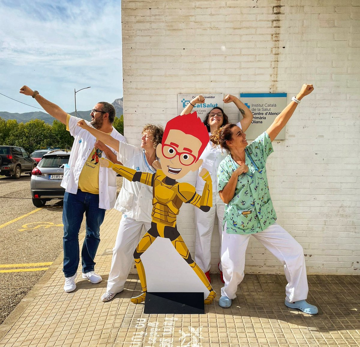 infadimed's tweet photo. El @capitavitamines als #Pirineus. El EAP #Oliana  explica les seves aventures @PedPirineus #hàbitssaludables #pediatria #estildevida #promociódelasalut #empenta #talent https://t.co/YiUZZYZxiq