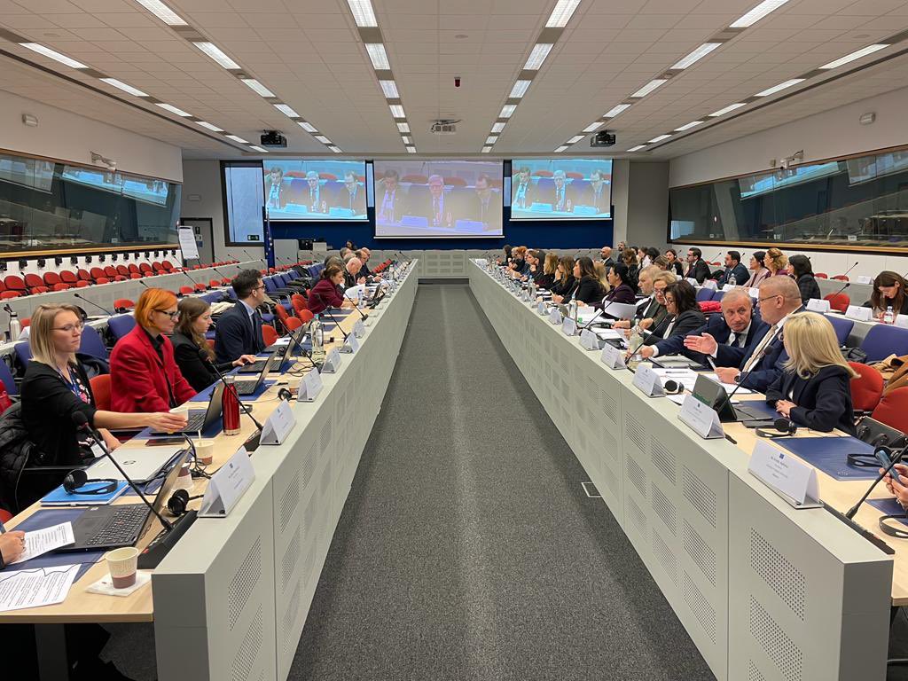 AlMissionEU's tweet photo. Bilateral screening mtg of challenging &amp; complex chapter #23 of🇪🇺acquis 🔛. 🇦🇱high level delegation encouraged to showcase progress achieved &amp; express commitment to work twd full alignment in 4 sub. areas #Judiciary #FightAgainstCorruption #FundamentalRights #Rights of🇪🇺citizens https://t.co/aUPl5ffAb3