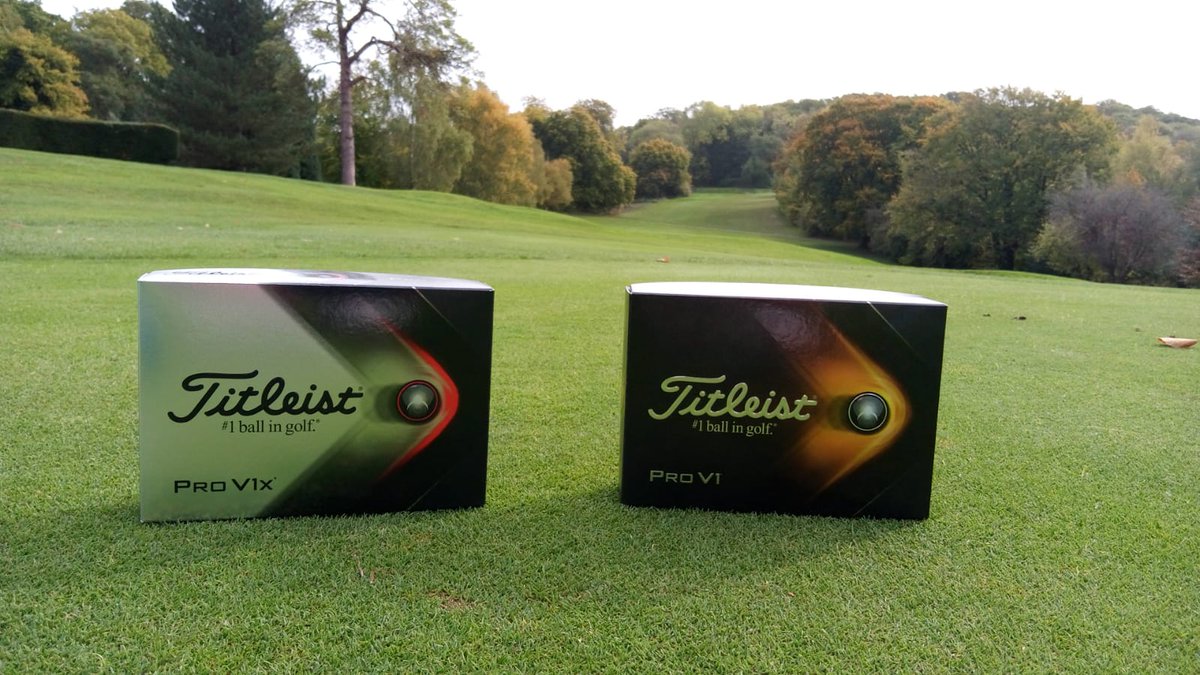 To celebrate Black Friday tomorrow we're giving away a dozen of each @Titleist Prov1s & Prov1x balls ⛳️ Entry tweet up early and exclusive to our followers 💪 #GolfersCBD #BlackFriday #Giveaway