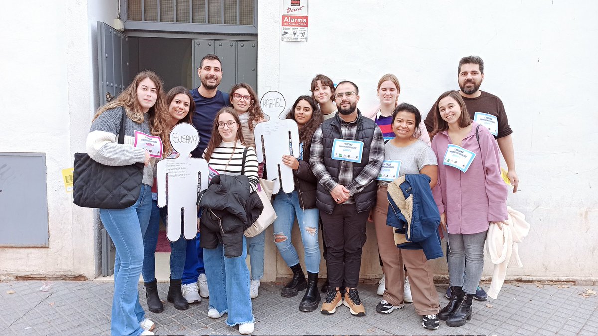 AndresQuebrajo's tweet photo. Jornada de #Gamificacion educativa del @GALILEOCORDOBA #Integracionsocial en la Gymcana de @FProlibertas #Gamificacion #quelacallenotecalle #GalieoSeguimosAvanzando @FPAndaluza @educaSGCTIE @AndaluciaJunta #formacionprofesional #Venalaescuelapublica @DGobAndalucia @educaciongob https://t.co/8OZzhNzmJv