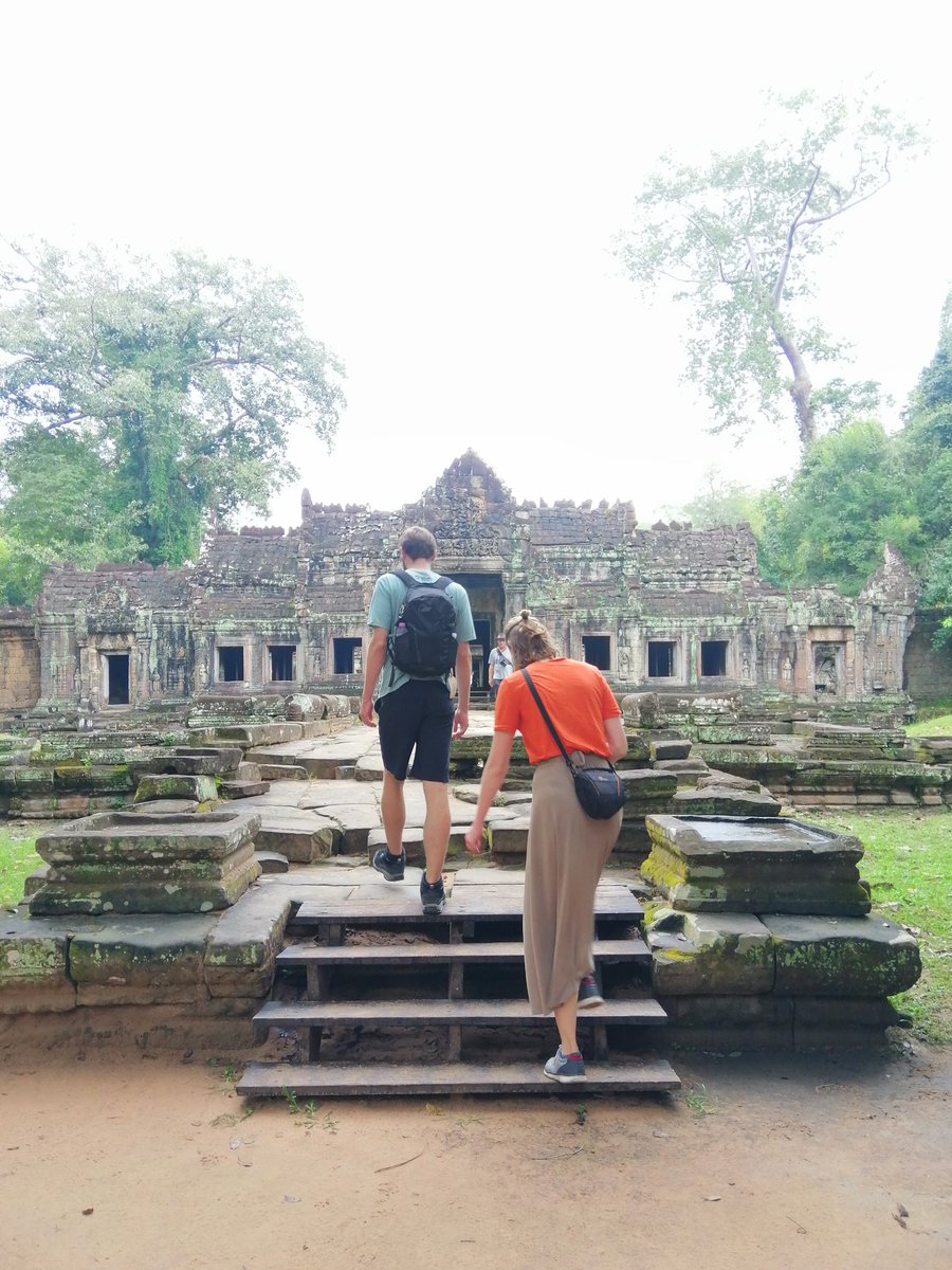 Guests enjoy explroring Preah Khan Temple​ and they really appreciate our service for these two days tour.
#siemreaptourguide #Cambodiataxi  #templetour #angkorwat
siemreaptaxidrivertours.com