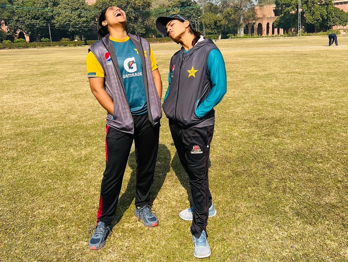 After a Flush out session🏃‍♀️🚶🏻‍♀️
We Have gone mad😄😅
Credit goes to <a href="/ysrmlk/">Yasir Malik</a> 🙏🏼😄
<a href="/Ayesha_zafar29/">Ayesha Zafar</a> <a href="/maroof_bismah/">Bismah Maroof</a> <a href="/SidraNawaz22/">Sidra Nawaz</a> <a href="/SidraAmin31/">Sidra Amin</a> <a href="/sadiaiqbal45/">Sadia Iqbal</a> <a href="/UmmeHan93076949/">Umme Hani</a> <a href="/sadafshamas18/">Sadaf shamas</a> <a href="/ghulamfatima_19/">Ghulam Fatima</a>