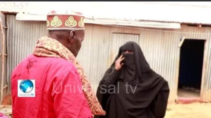 somali_sayid's tweet photo. #cajiib
#Adeera Ayaa Ugu Danbeyn Lakulmay #Carfoon Oo Aheed Gabdhi uu Jacylkeda U Waashay.
30 Sano kedib Ayeey Maanta Ku Kulmeen Magalada Mogdisho Carfoon Iyo Adeera.
Cafroon ayaa Sheegtay In 4 Nin Eey Guursatay Oo Ninka 4aad Hada Ay is Qabaan Oo Ilaa Hada eeysan Ilmo Dhalin https://t.co/jcSeaAOsXw