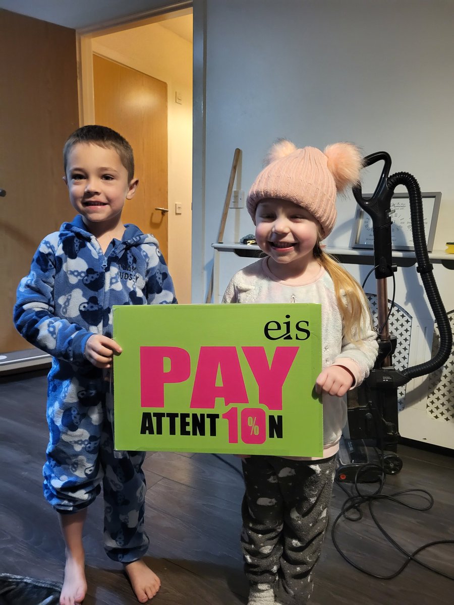 mssc1984's tweet photo. Solidarity in the @EdinburghEIS this morning as we ask @COSLA and @scotgov to sit up and negotiate meaningfully with @EISUnion 

#PayAttention https://t.co/AhvVWQljsD