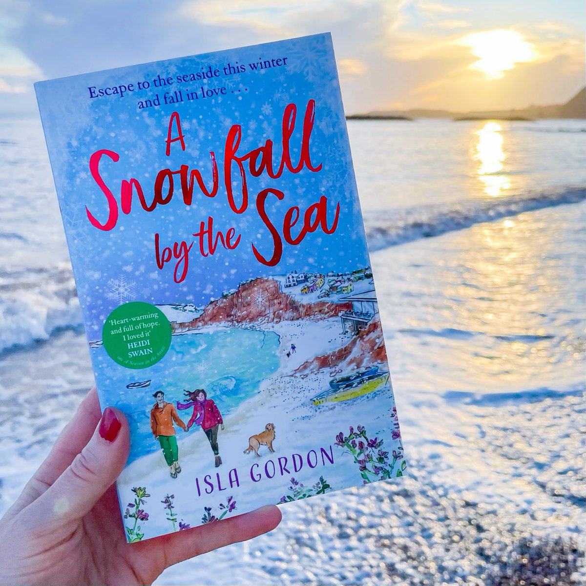 Publication Day! A SNOWFALL BY THE SEA has washed ashore this morning in paperback, ebook and audio! Happy reading ❄️💋
amzn.eu/d/2ygi9lj