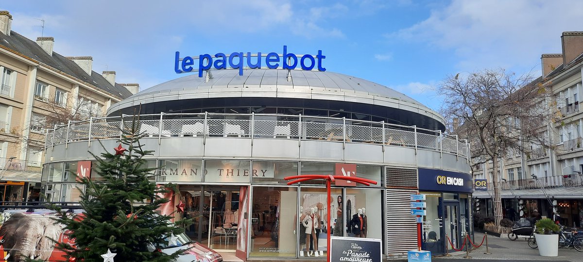 CCINantes's tweet photo. [#Paquebot] Inauguration du Paquebot Numérique à  @VilleStNazaire. 🏬

Un projet fédérateur pour notamment développer la formation et les compétences numériques sur le territoire👨‍💻. 

Avec les acteurs du projet, fierté de voir cette ambition se concrétiser🤝 https://t.co/ENox5mI8Hb