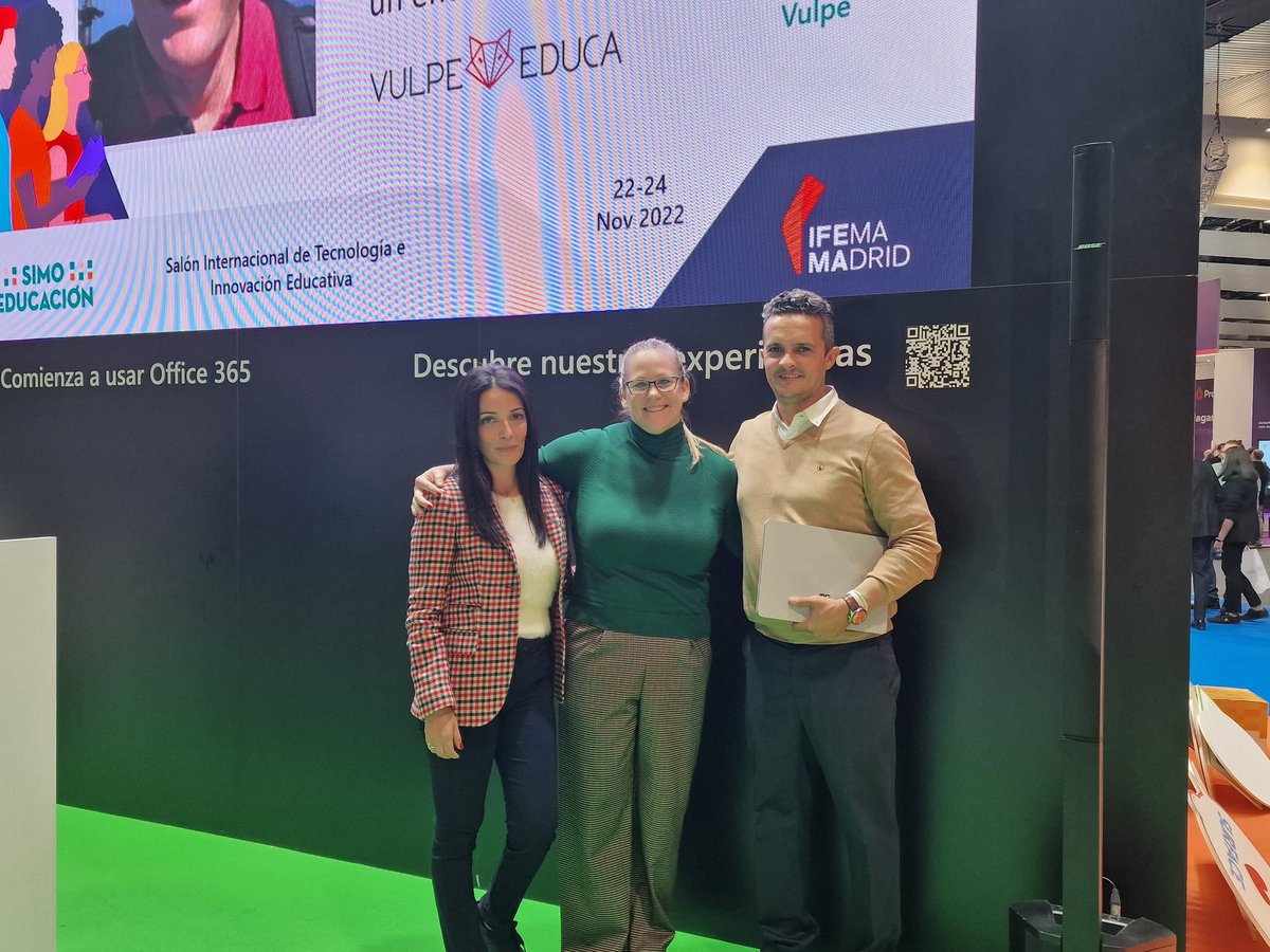 cloud_educacion's tweet photo. El IES Antoni Maura contando cómo realizó el proceso de integración del ecosistema de #Microsoft365 y el cambio en la #TransformaciónEducativa del centro. Una maravilla de intervención 👏💙🧡
@MicrosoftEduEsp https://t.co/KDsPgDMULi
