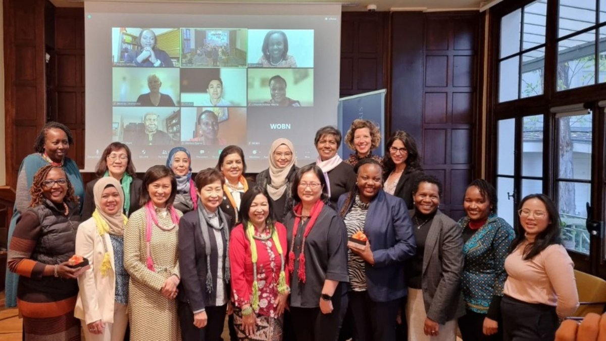 We were pleased to partner with <a href="/LeadWomenAsia/">LeadWomen #EmbraceEquity</a> &amp; <a href="/WomenOnBoardsKe/">Women On Boards</a> for the Global Women on Board program in 2021 - 2022. The just concluded program culminated in a beautiful graduation ceremony at <a href="/CGCParisCenter/">Columbia Global Paris Center</a>. 

Read more &amp; apply for the next corhort  tinyurl.com/3dr8ksnb