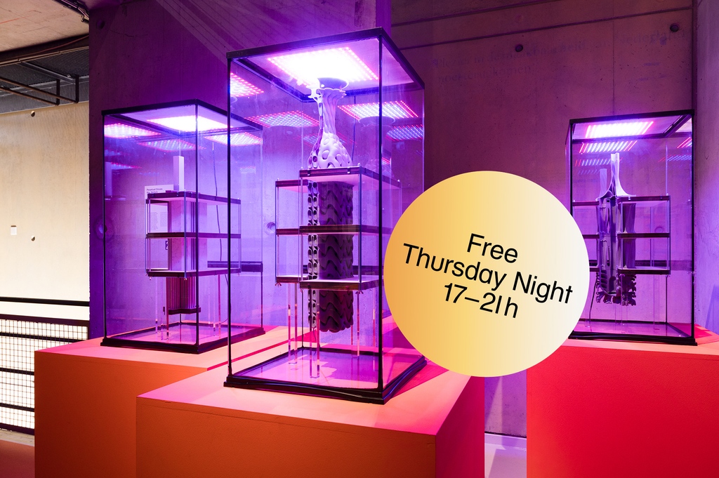 Free?! Thursday nights are free at Het Nieuwe Instituut!⁠ 💸⁠
⁠
Discover design, digital culture, and architecture at your own pace or join a free Thursday Night Detour through the exhibition The Energy Show. Don't forget to have a drink or bite at Het Nieuwe Café!⁠