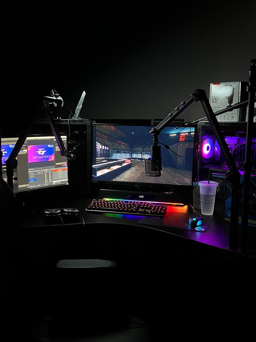 Voltapc's tweet photo. Lets #ratemysetup (1 to 10)

-
#gamingpc #GamingSetup #voltapc https://t.co/QiT1JtSxii
