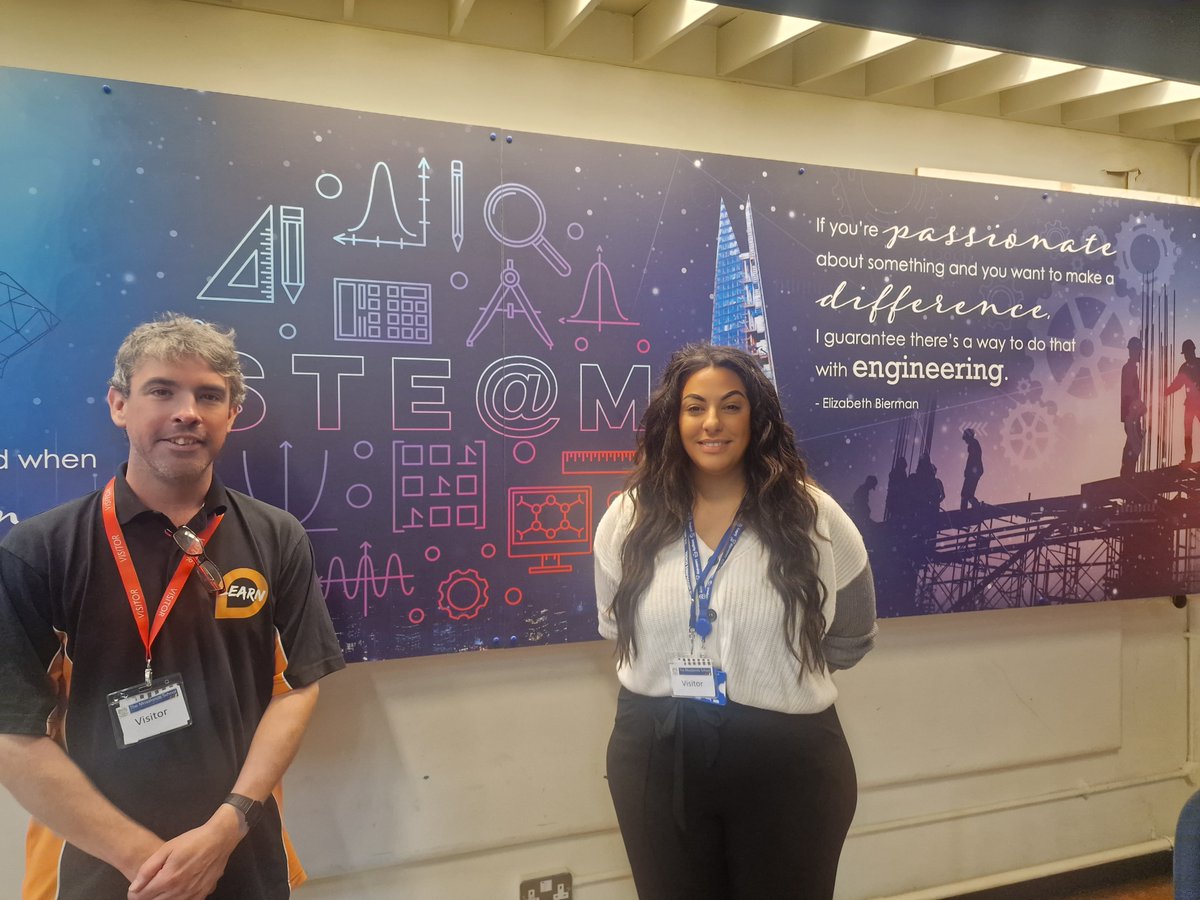 bydesigngroup's tweet photo. #ThrowbackThursday to Peter visiting @MosslandsSchool @MosslandsSTEAM students for a @HS2ltd EPIC Engineers session! Thank you to #HS2 rep Tina Yourelis for joining us on the day 😊👏 

Schools! Reserve your FREE spot for an #EPICEngineers session: https://t.co/iHic68M5Hl https://t.co/N3DxQK8kDu