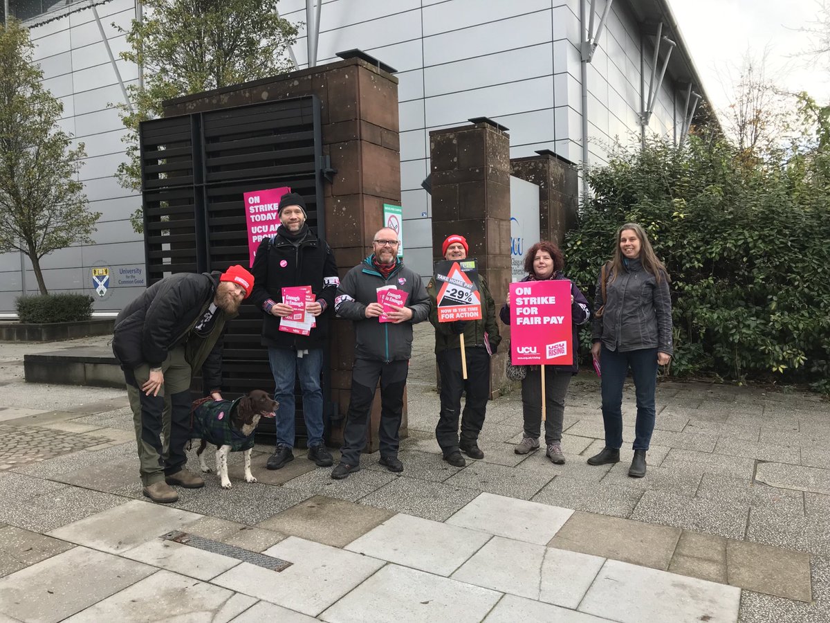UCU Scotland (@ucuscotland) on Twitter photo We’ve got every gate covered at the Caley <a href="/ucucaledonian/">UCUCaledonian</a> #dogsonpicketlines #ucuRISING We’ve got every gate covered at the Caley <a href="/ucucaledonian/">UCUCaledonian</a> #dogsonpicketlines #ucuRISING